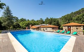 Casa Do Monte Locally Yours